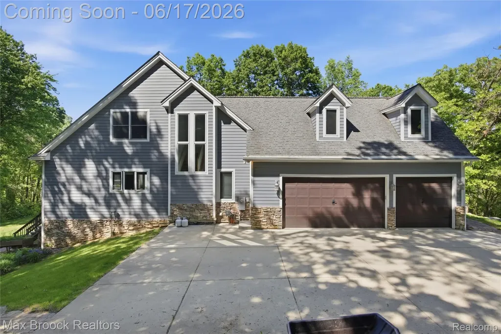 11910 Scott Road Springfield Charter Township MI 48350