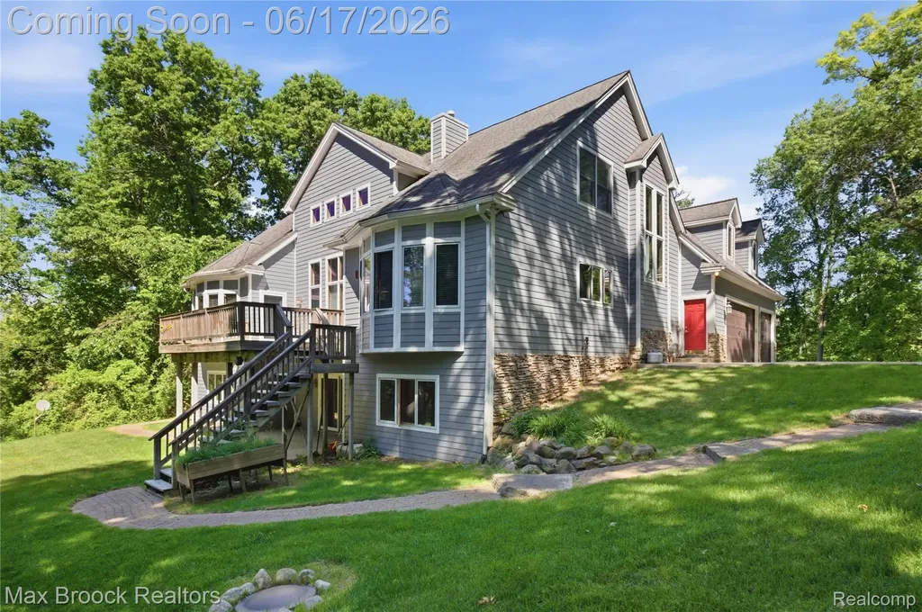 11910 Scott Road Springfield Charter Township MI 48350