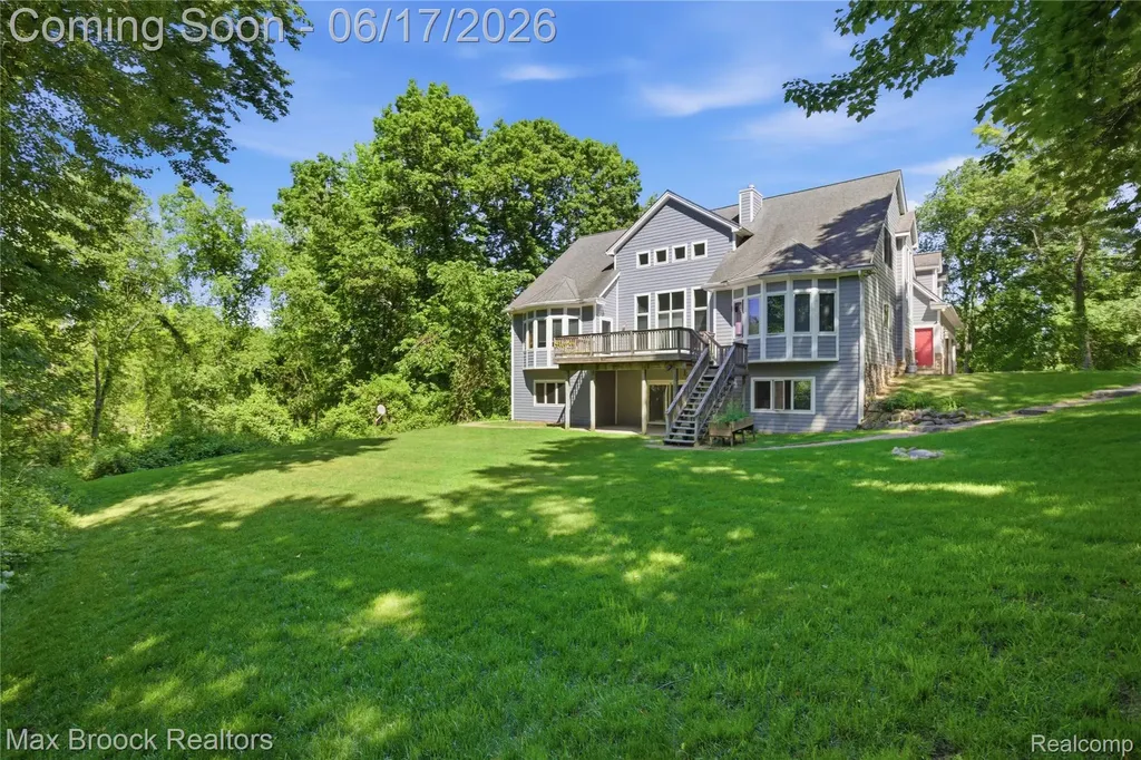11910 Scott Road Springfield Charter Township MI 48350