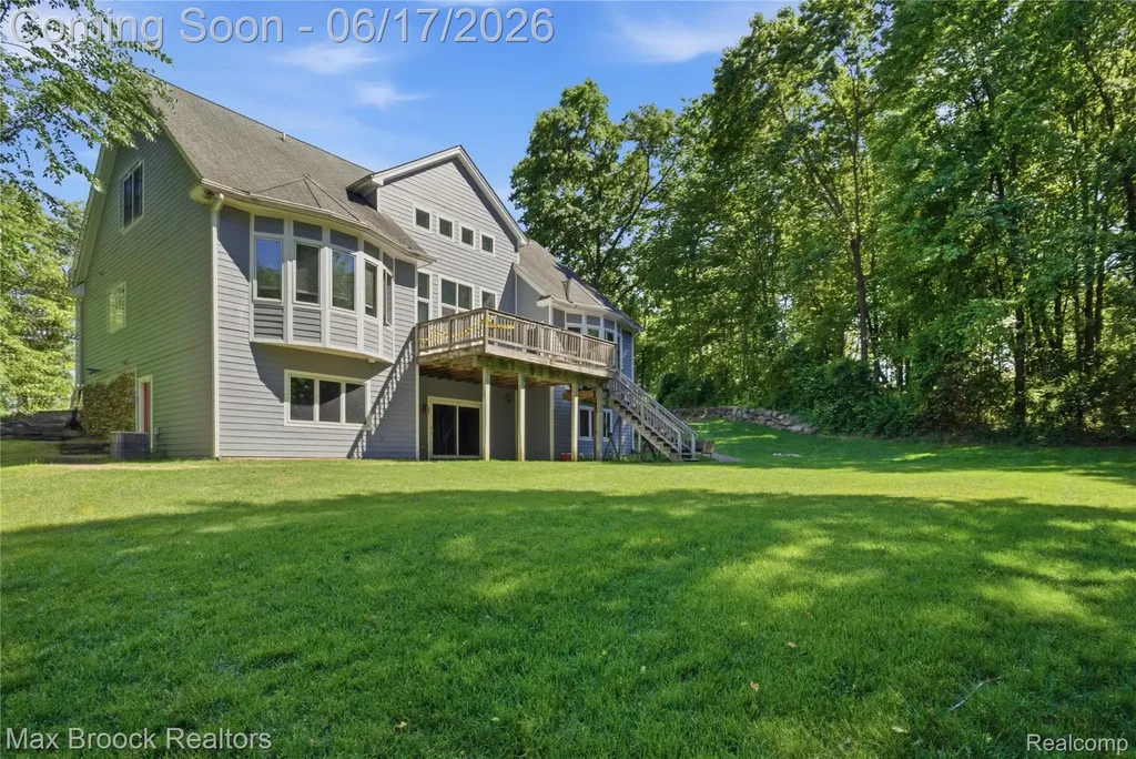 11910 Scott Road Springfield Charter Township MI 48350