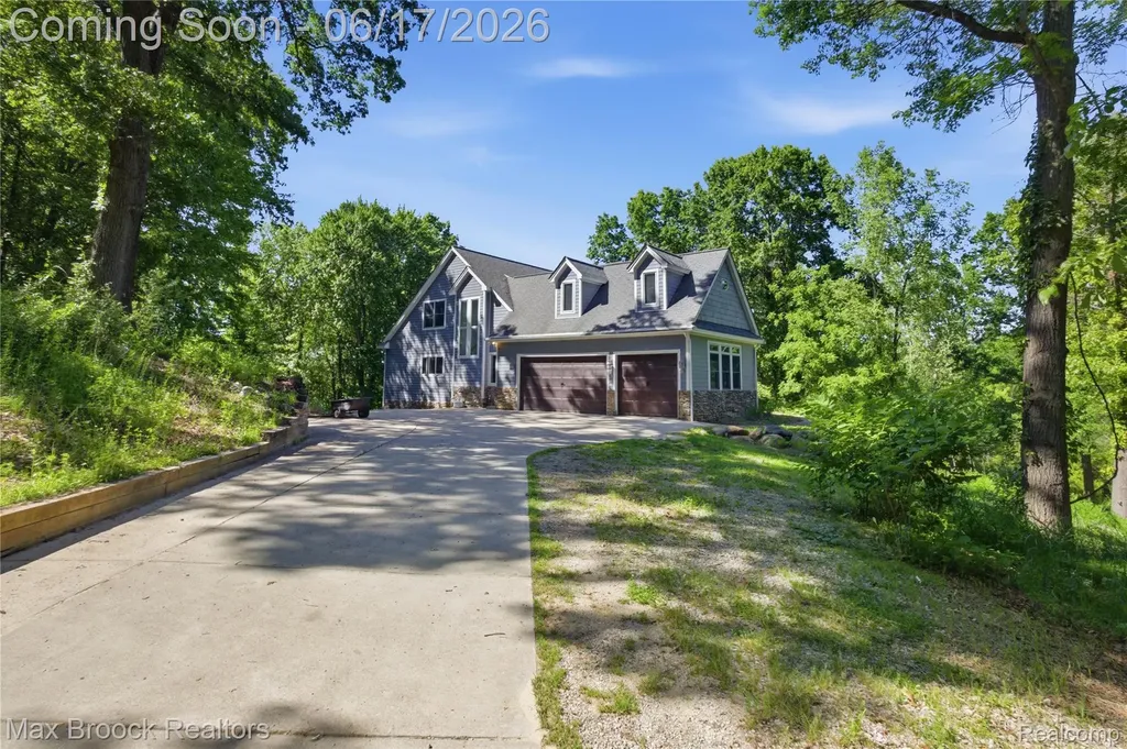 11910 Scott Road Springfield Charter Township MI 48350
