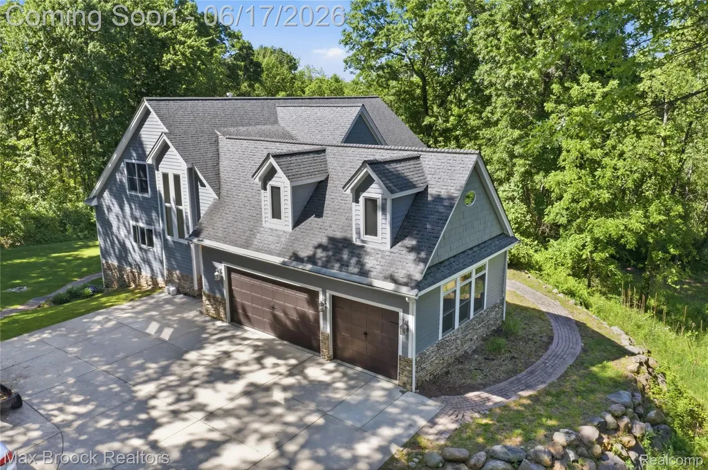 11910 Scott Road Springfield Charter Township MI 48350