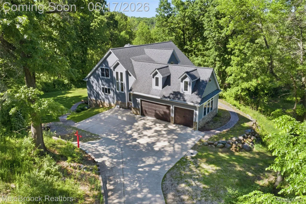 11910 Scott Road Springfield Charter Township MI 48350