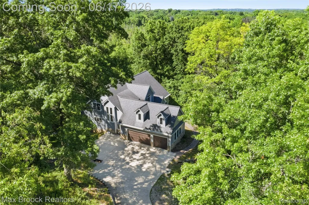 11910 Scott Road Springfield Charter Township MI 48350