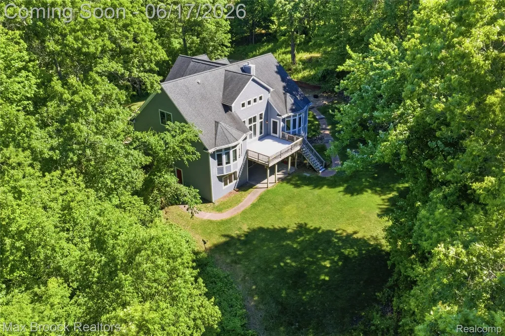 11910 Scott Road Springfield Charter Township MI 48350