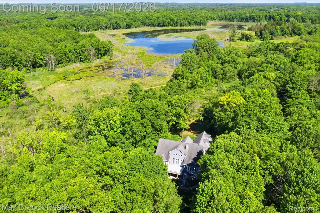 11910 Scott Road Springfield Charter Township MI 48350