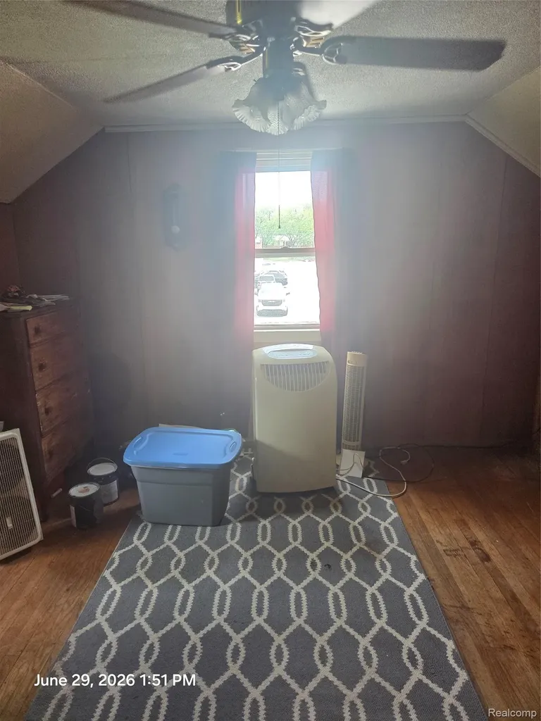 22629 Downing Street St. Clair Shores City MI 48080