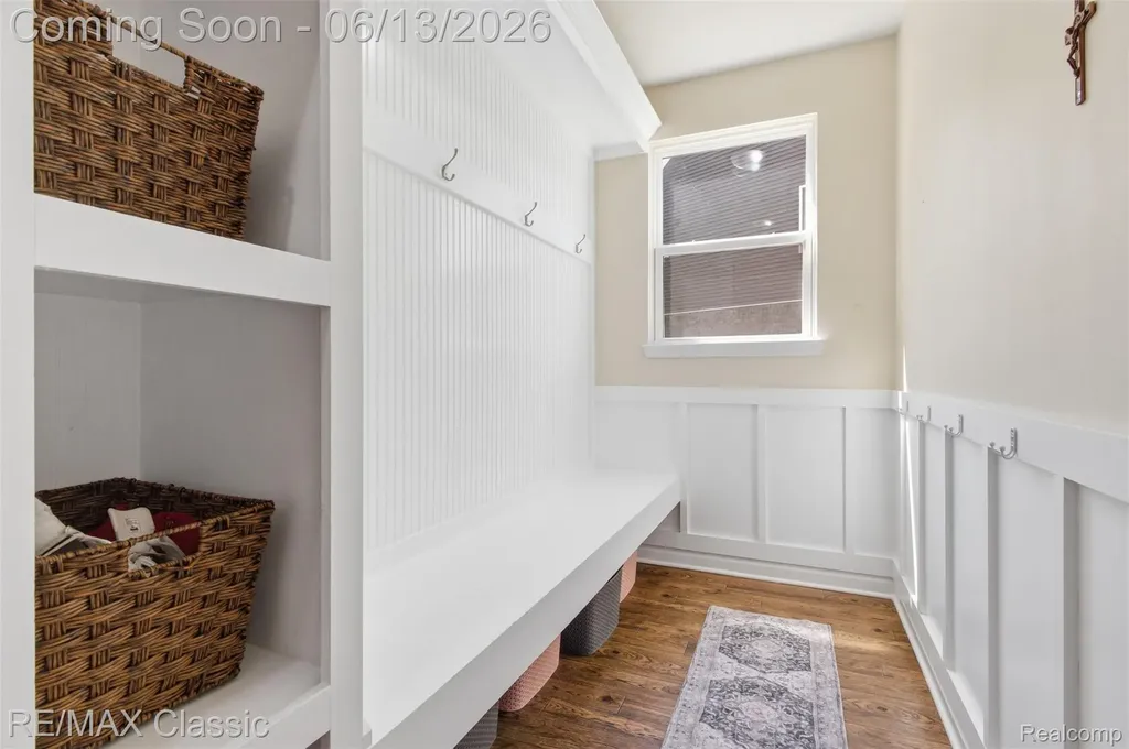 7946 Russell Drive Westland City MI 48185