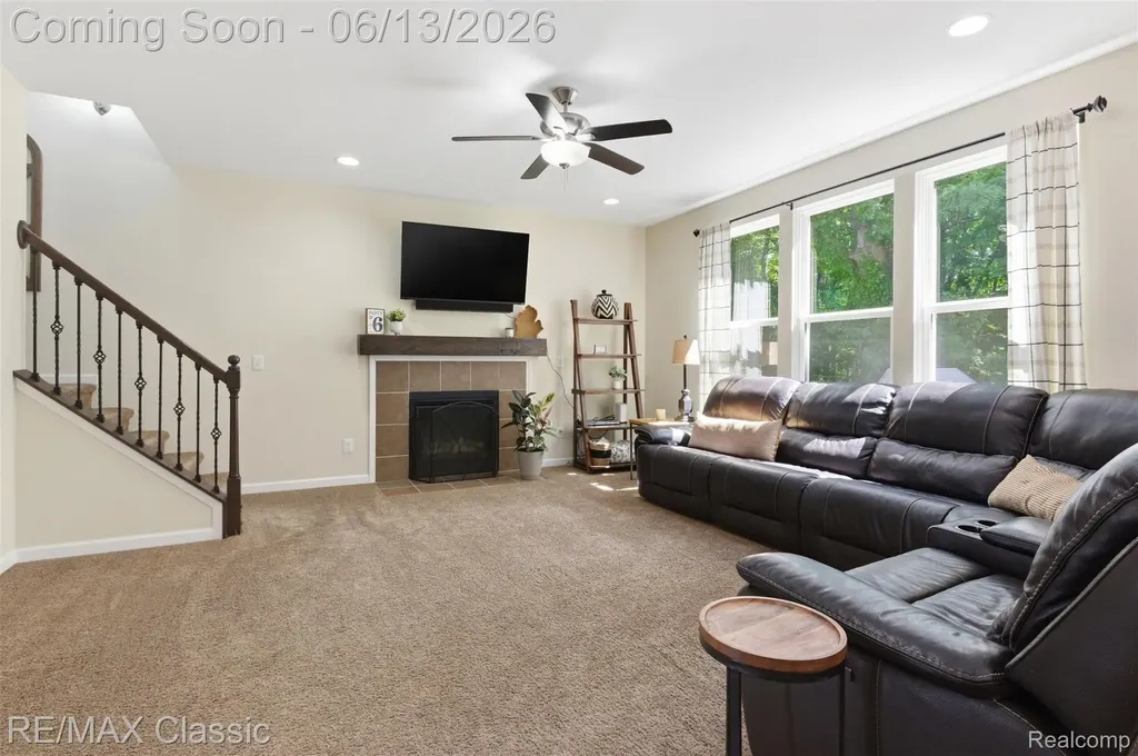 7946 Russell Drive Westland City MI 48185
