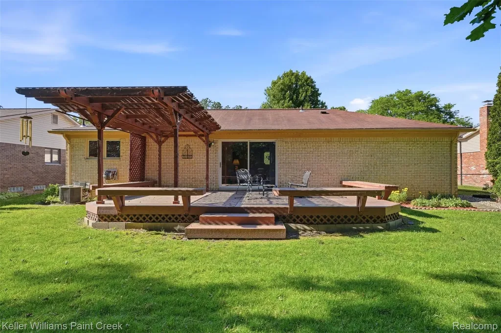 44063 Westminister Way Canton Charter Township MI 48187