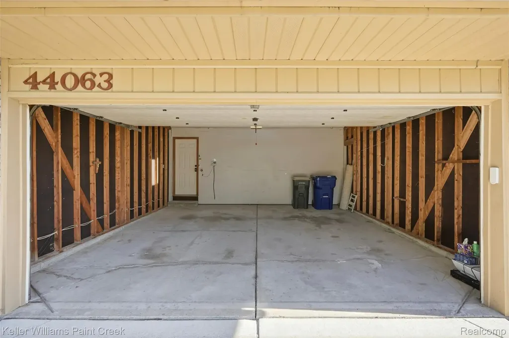 44063 Westminister Way Canton Charter Township MI 48187