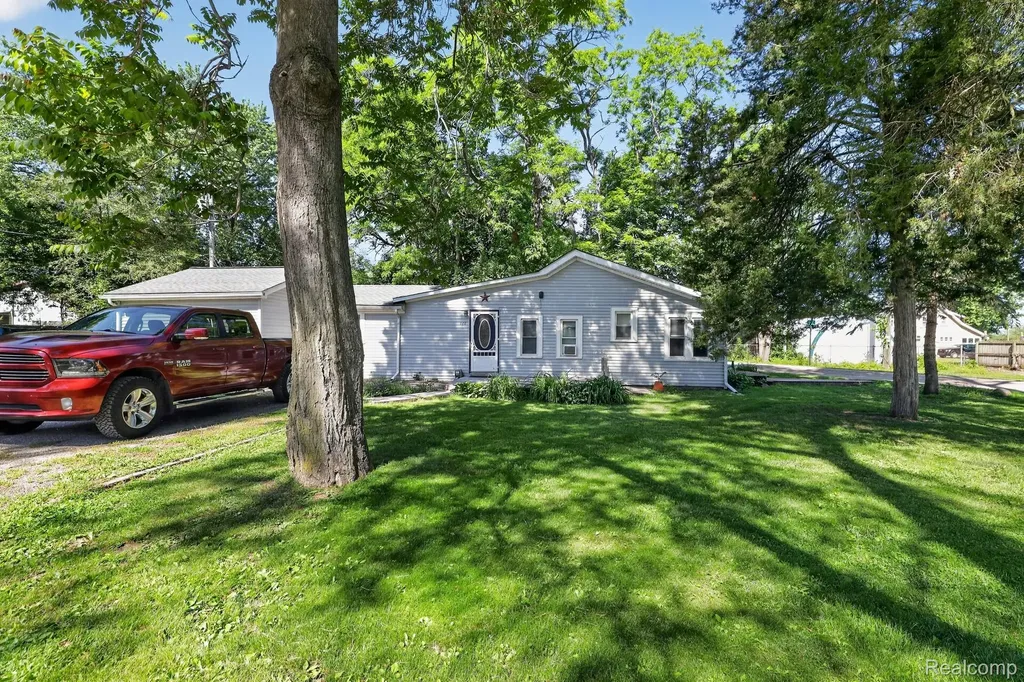 128 Front Drive Northfield Township MI 48189