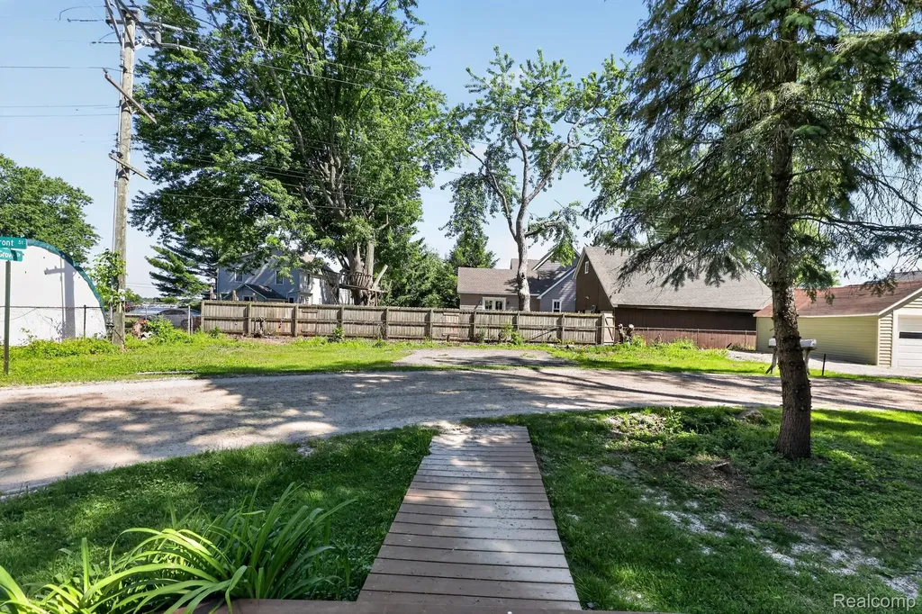 128 Front Drive Northfield Township MI 48189