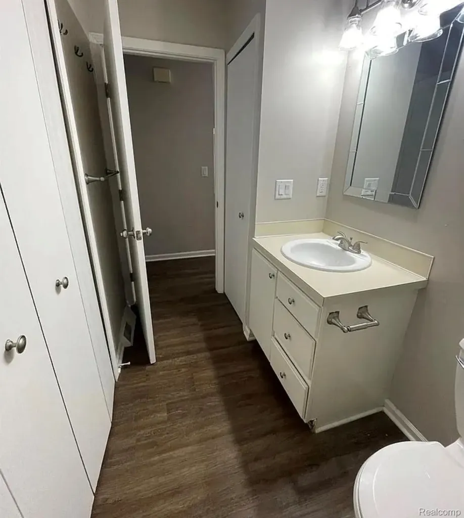 2150 Phillips Avenue Delhi Charter Township MI 48842