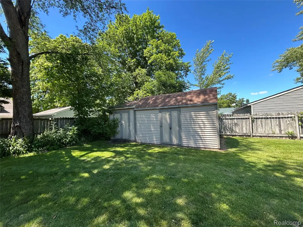 2150 Phillips Avenue Delhi Charter Township MI 48842
