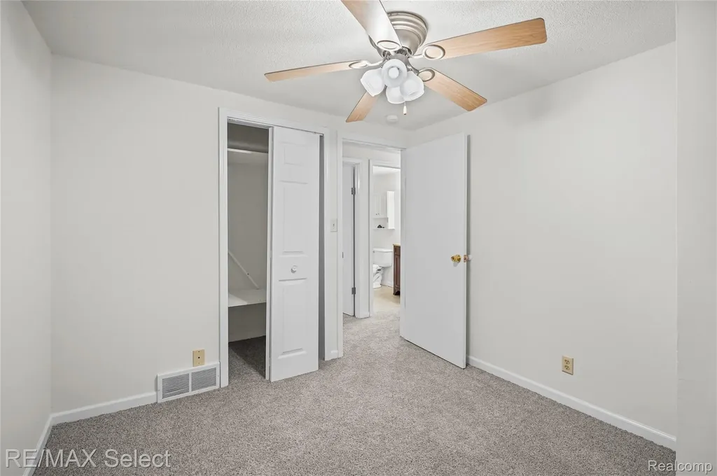 1460 Maria Street Flint Charter Township MI 48507