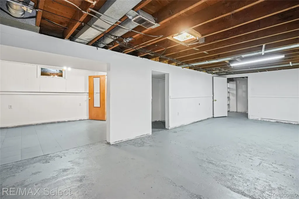1460 Maria Street Flint Charter Township MI 48507