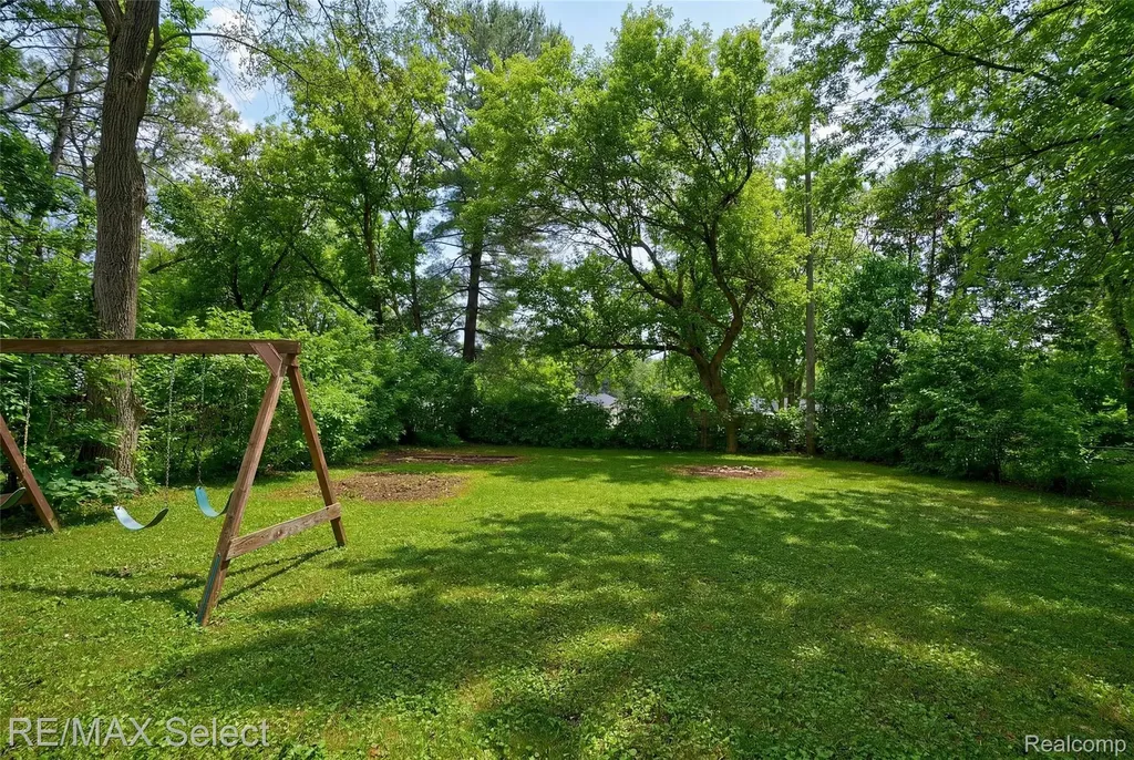 1460 Maria Street Flint Charter Township MI 48507