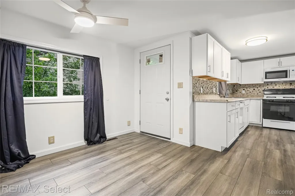 1460 Maria Street Flint Charter Township MI 48507