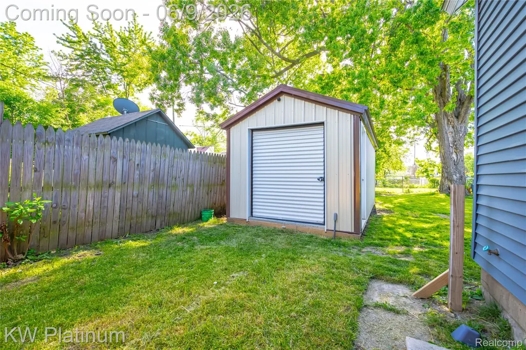 511 13th Street Port Huron City MI 48060