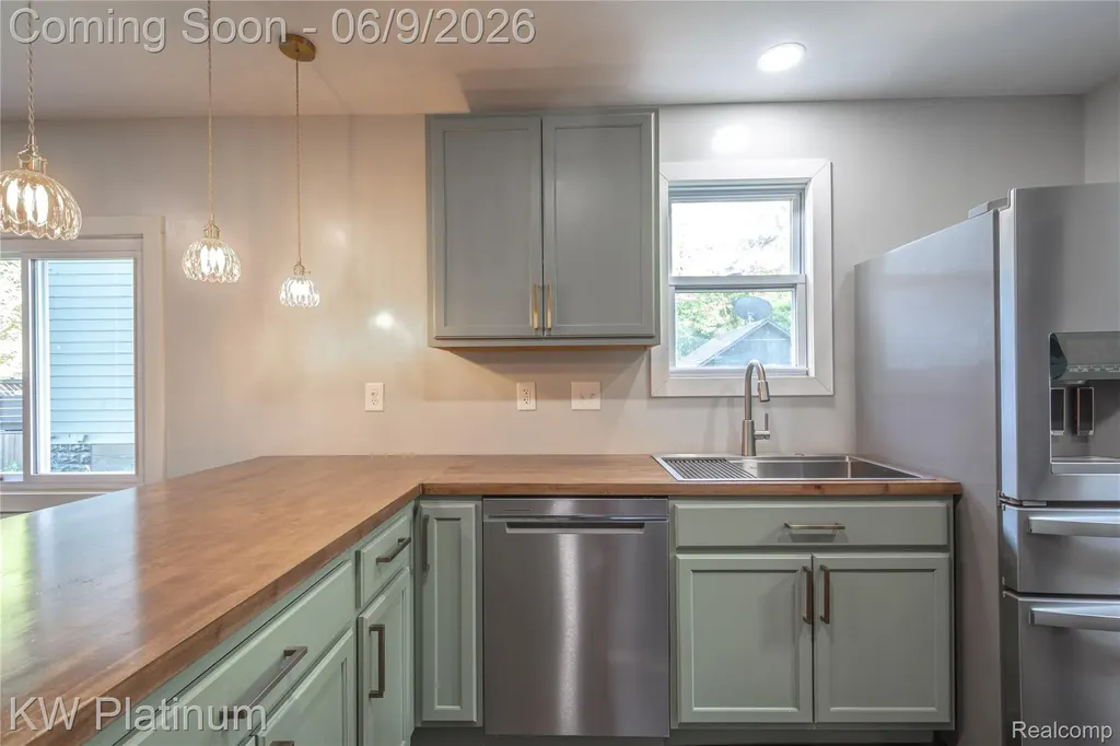 511 13th Street Port Huron City MI 48060