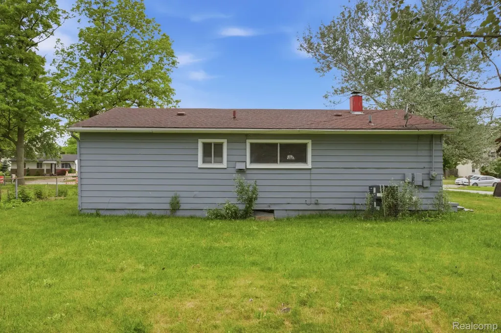 6291 Edmund Street Romulus City MI 48174
