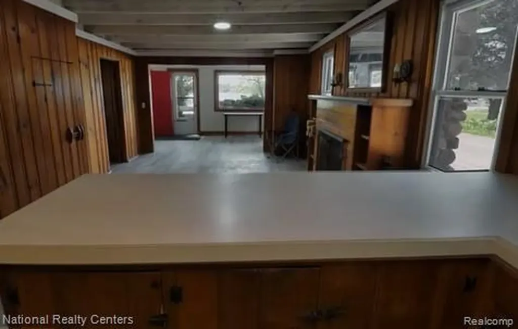1494 Maxfield Road Hartland Township MI 48353