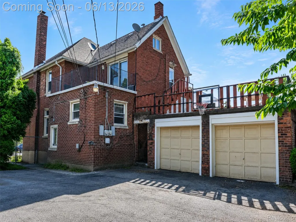 24362 Outer Drive Melvindale City MI 48122