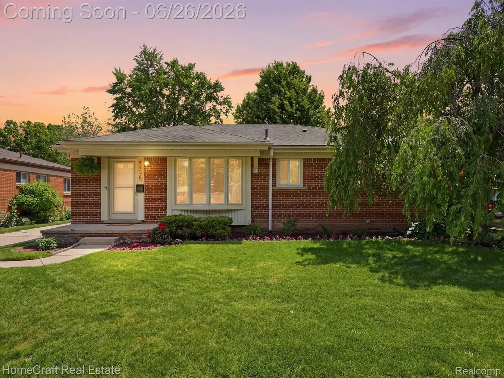 9338 Florida Street Livonia City MI 48150