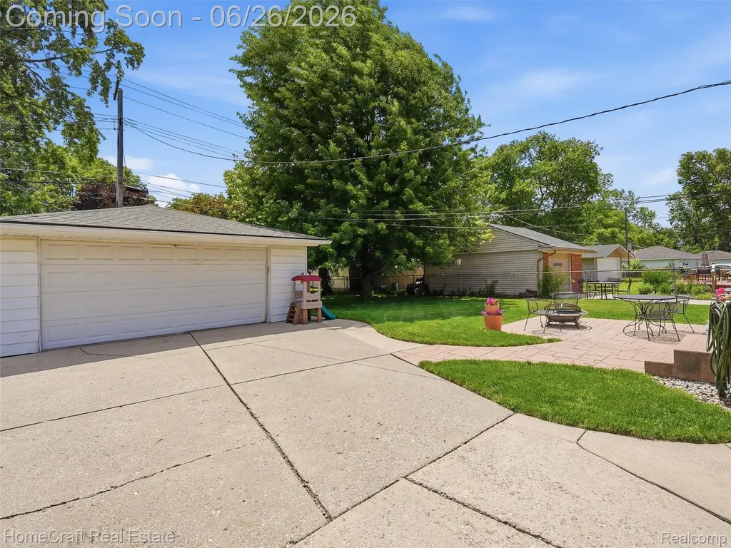 9338 Florida Street Livonia City MI 48150