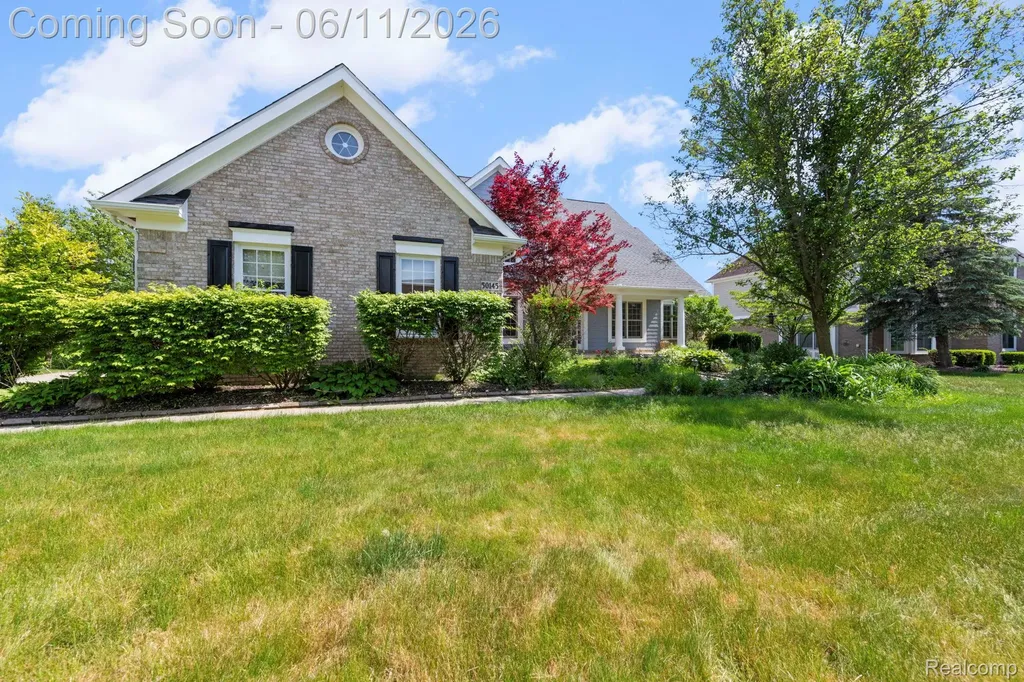 50145 Tottenham Court Canton Charter Township MI 48187