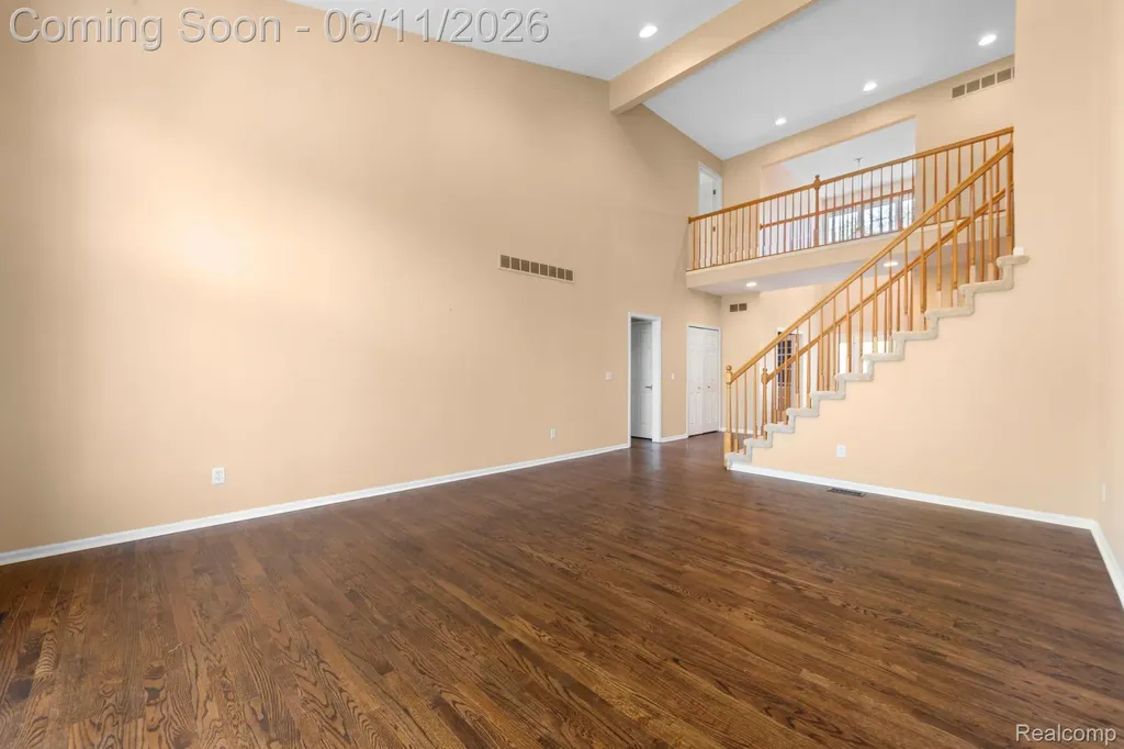 50145 Tottenham Court Canton Charter Township MI 48187
