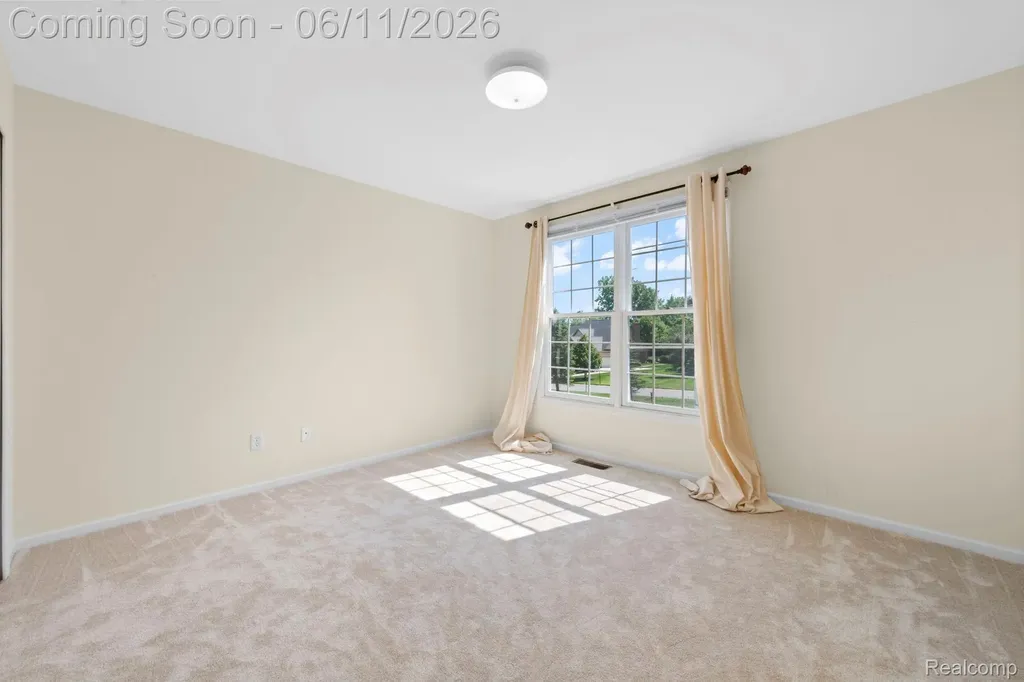 50145 Tottenham Court Canton Charter Township MI 48187