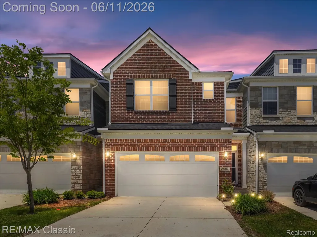 24869 Ivy Novi City MI 48375