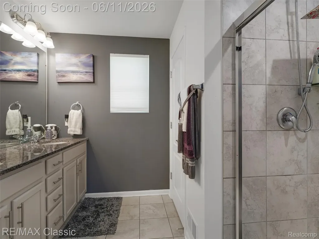 24869 Ivy Novi City MI 48375