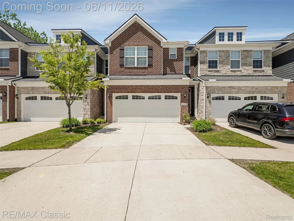 24869 Ivy Novi City MI 48375