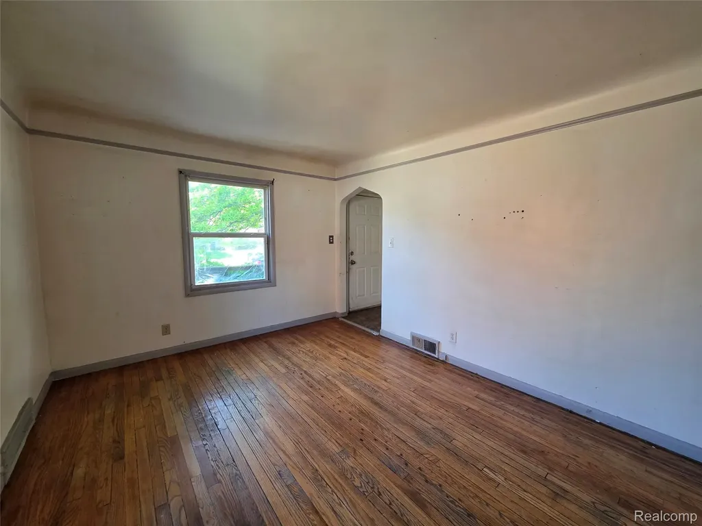 16433 Manning Street Detroit City MI 48205