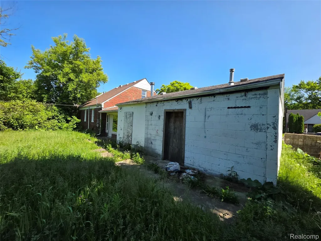 16433 Manning Street Detroit City MI 48205
