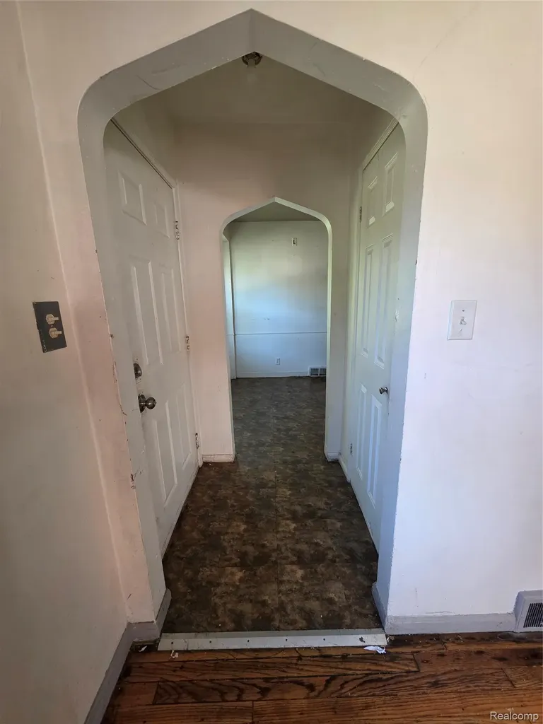 16433 Manning Street Detroit City MI 48205