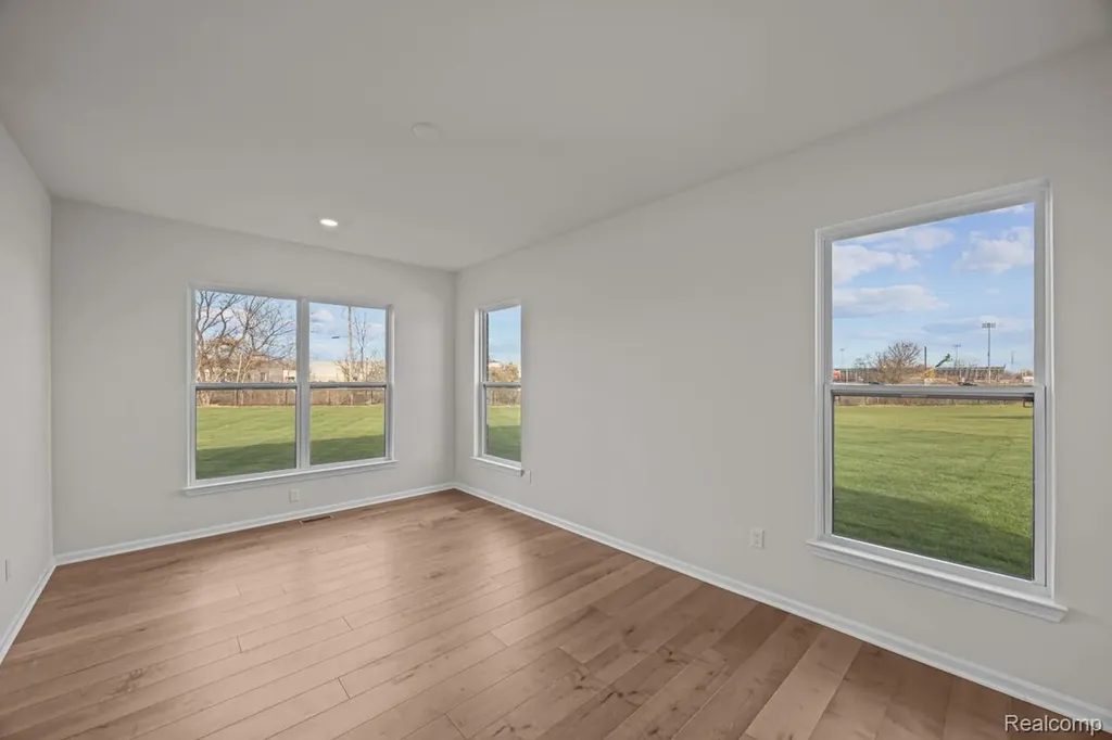61904 Hevel Lane Washington Township MI 48094