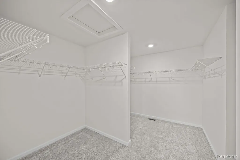 61904 Hevel Lane Washington Township MI 48094