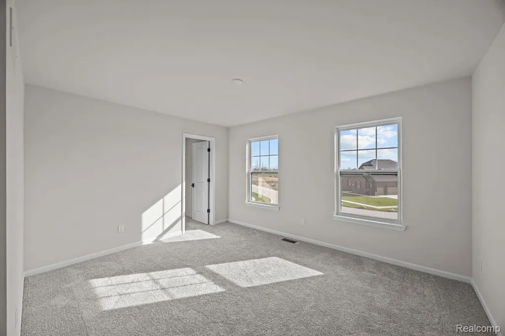 61904 Hevel Lane Washington Township MI 48094