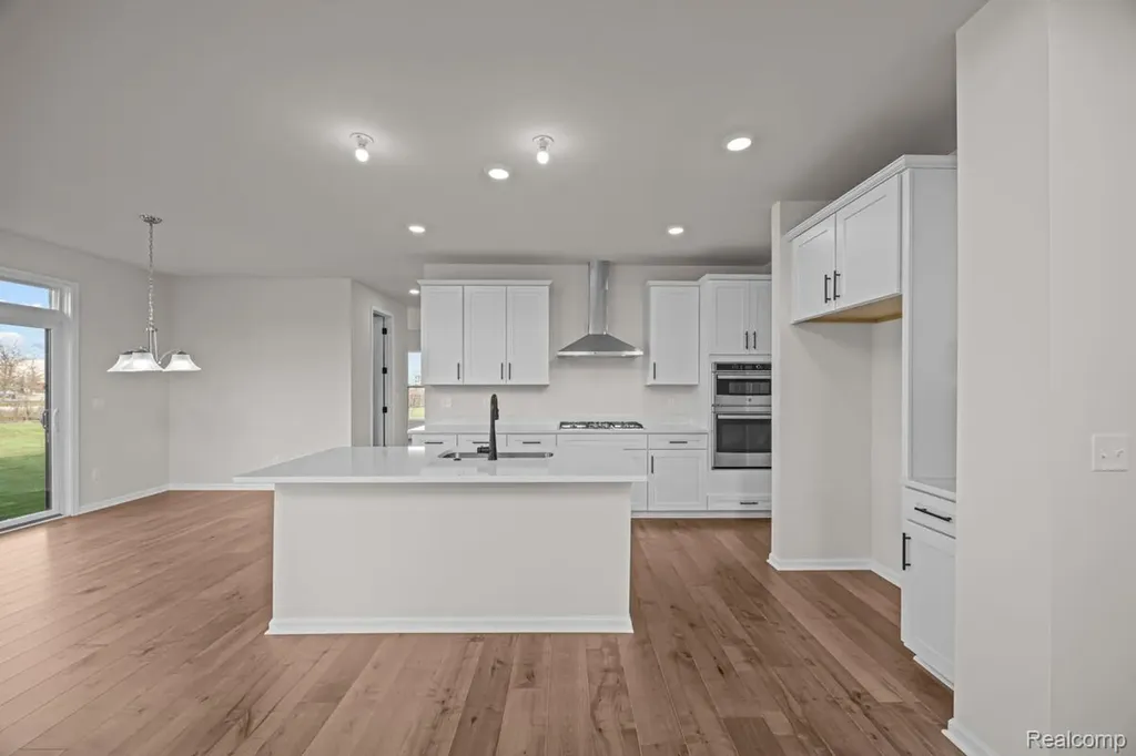 61904 Hevel Lane Washington Township MI 48094