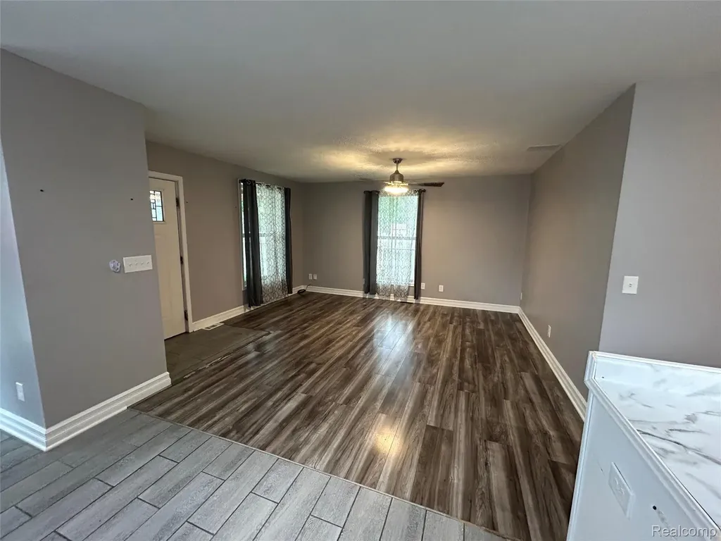 4247 Laforest Drive Waterford Charter Township MI 48329