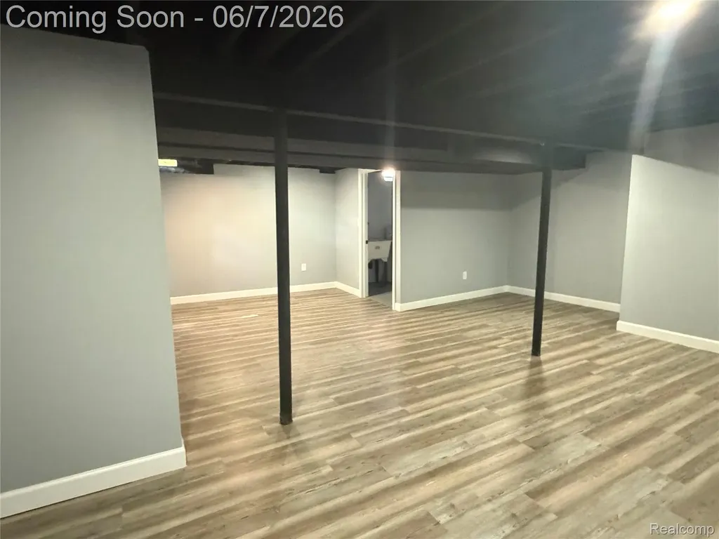 20698 Coachwood Road Riverview City MI 48193