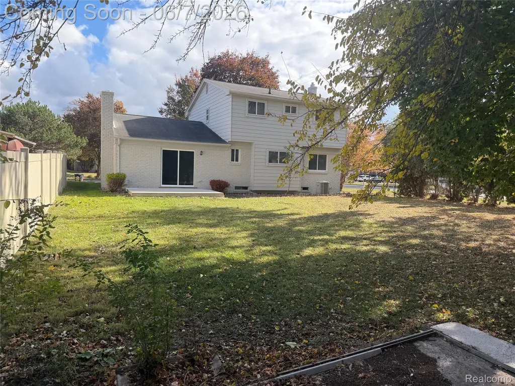 20698 Coachwood Road Riverview City MI 48193