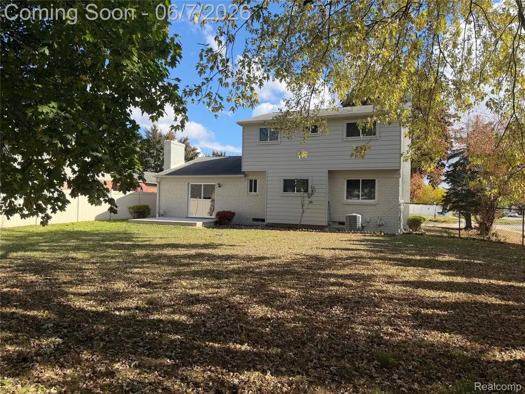 20698 Coachwood Road Riverview City MI 48193