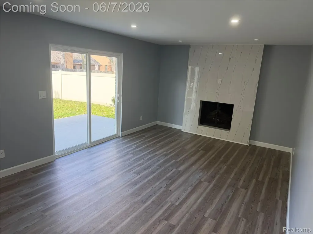 20698 Coachwood Road Riverview City MI 48193