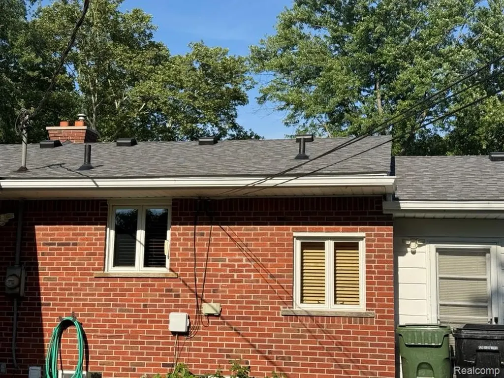 10804 Kolb Avenue Allen Park City MI 48101