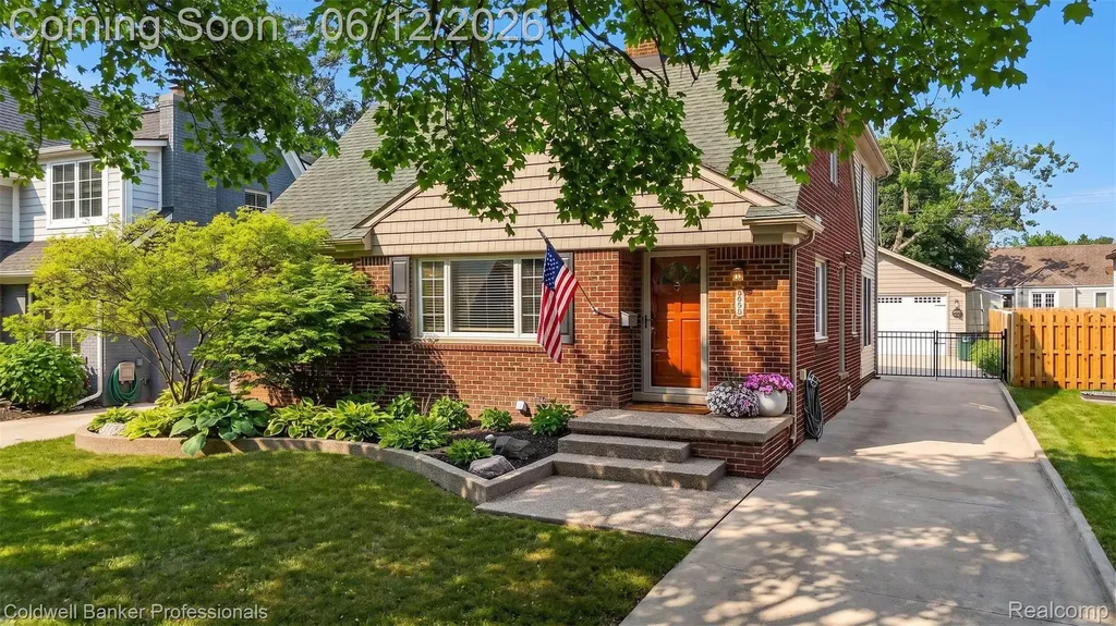 2666 Windemere Road Birmingham City MI 48009